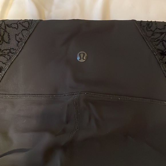Lululemon leggings WORN ONCE - Picture 4 of 8